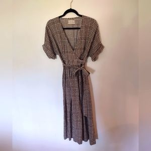 Urban Outfitters Gabrielle Plaid Midi Dress